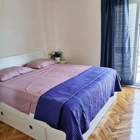 Family-friendly With Swimming Pool Kneza, Korcula - 9720 Apartment