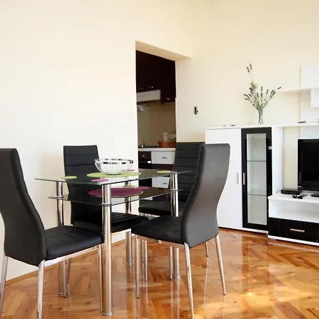 Family-friendly With Swimming Pool Kneza, Korcula - 9720 Račišće