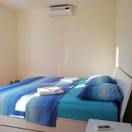 Family-friendly With Swimming Pool Kneza, Korcula - 9720 Διαμέρισμα Račišće
